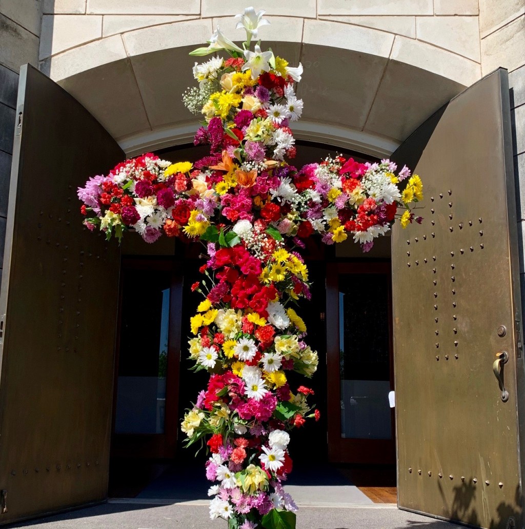 Easter Happens – An Easter Sermon On Matthew 28:1-10